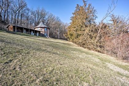 Hidden Cabin with 200 Acres about 10 Miles to State Park! - image 8