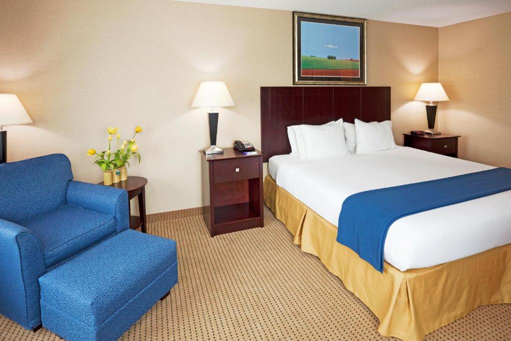 Holiday Inn Express Hotel & Suites Cincinnati Southeast Newport an IHG Hotel - image 6