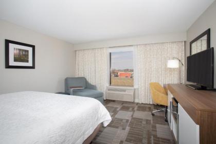 Hampton Inn Bellevue - image 5