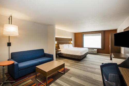 Holiday Inn Express Hotel & Suites Bellevue-Omaha Area an IHG Hotel - image 7