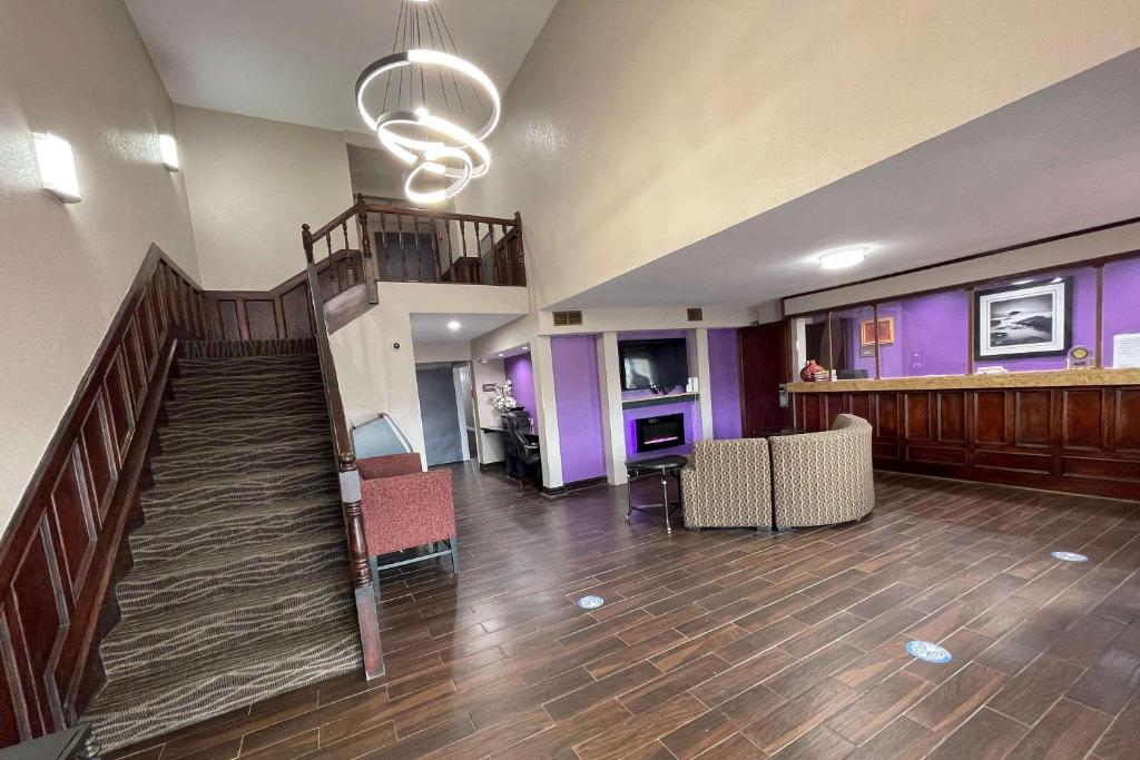 SureStay Plus Hotel by Best Western Omaha South - main image