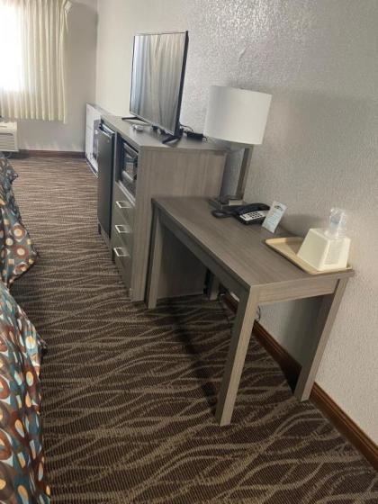 SureStay Plus Hotel by Best Western Omaha South - image 6