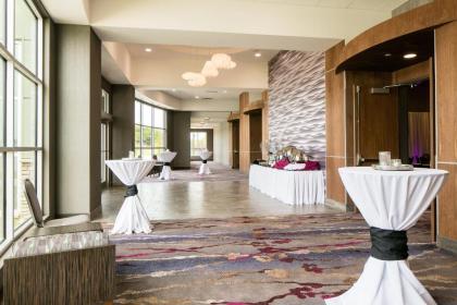 Courtyard by Marriott Omaha Bellevue at Beardmore Event Center - image 10