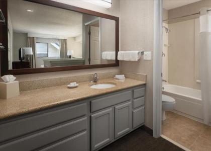 Residence Inn by Marriott Seattle/Bellevue - image 6