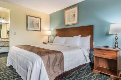 Quality Inn Bellevue - image 6