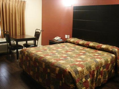 Royalty Inn - image 5