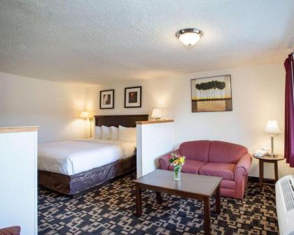 MorningGlory Inn & Suites - image 5