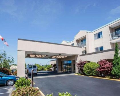 Quality Inn Grand Suites Bellingham - image 1