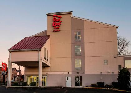 Red Roof Inn  Suites Philadelphia   Bellmawr New Jersey