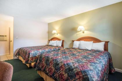 Rodeway Inn - Bellows Falls - image 10