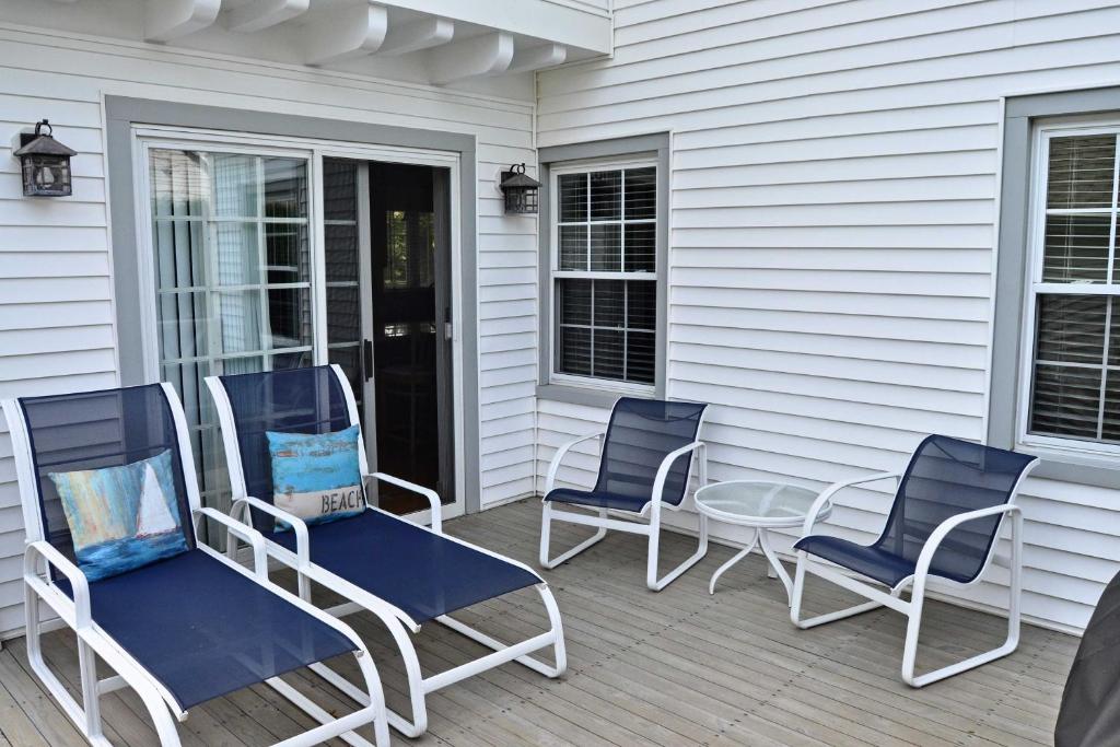 Elegant Belmar Home with Porch - 3 Blocks to Beach! - image 3