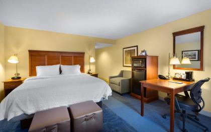 Hampton Inn Belmont at Montcross - image 10