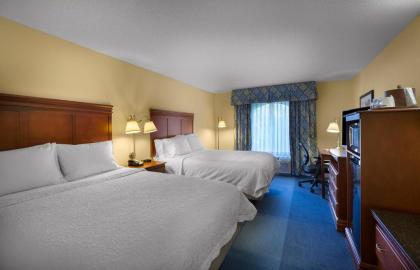 Hampton Inn Belmont at Montcross - image 6