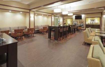 Hampton Inn Beloit - image 14