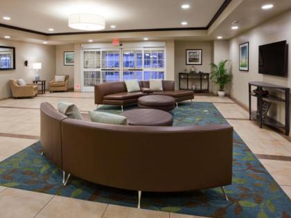 Candlewood Suites Bemidji - Paul Bunyan - image 11