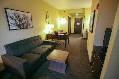 DoubleTree by Hilton Bemidji - image 1