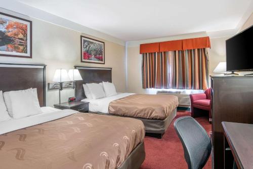 Quality Inn Bend - image 2