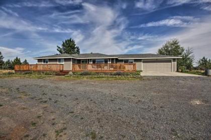 Updated Farmhouse with Deck on Central Oregon Canal! - image 2