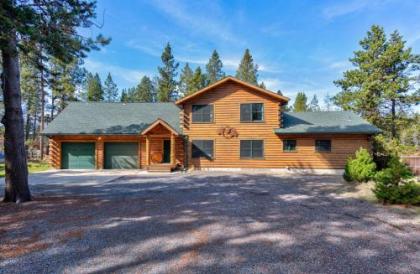 Snow Goose Court by Village Properties at Sunriver - image 4