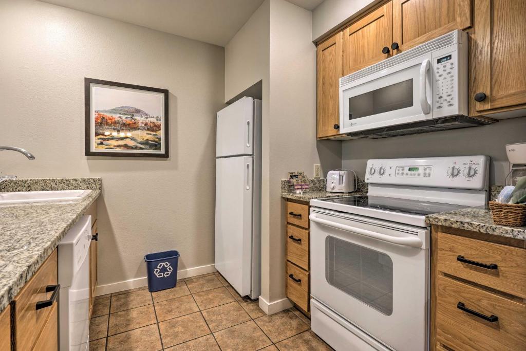 Condo with Resort Amenities Near Mt Bachelor! - main image