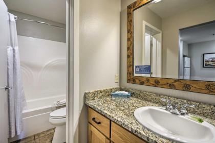 Condo with Resort Amenities Near Mt Bachelor! - image 9