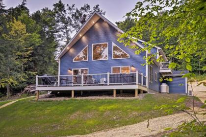 Benezette Cabin with Hot Tub Grill and Mtn Views - image 10