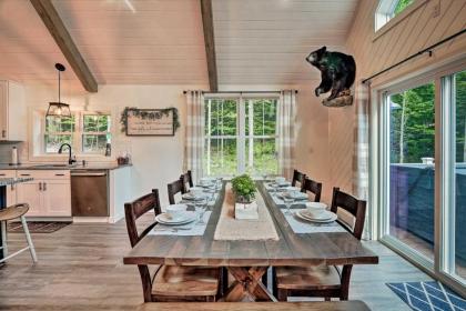 Benezette Cabin with Hot Tub Grill and Mtn Views - image 15