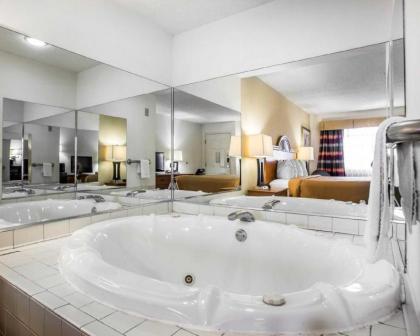 Quality Inn Bennettsville - image 10