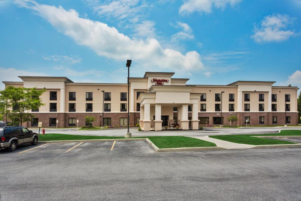 Hampton Inn Bennington - main image