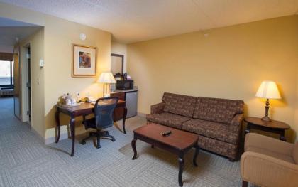 Hampton Inn Bennington - image 13