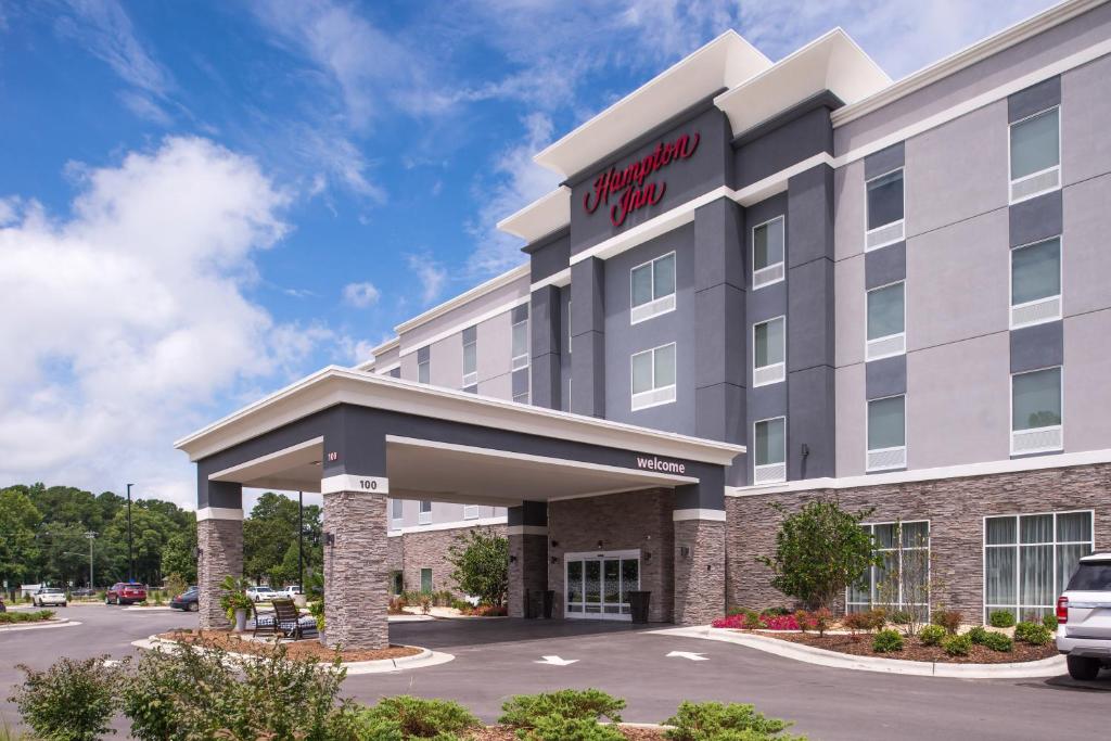 Hampton Inn Benson - main image