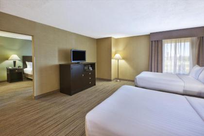 Holiday Inn Express Hotel & Suites Benton Harbor an IHG Hotel - image 7