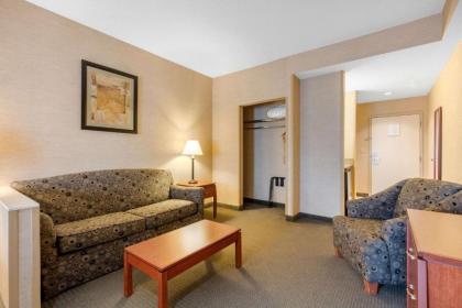 Quality Inn & Suites Benton - Draffenville - image 4