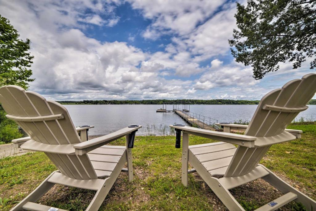 Waterfront Kentucky Lake Home with Boat Dock! - main image