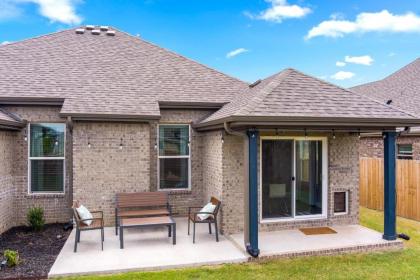 The Marigold - BRAND NEW - Modern Bentonville Home - 5 mi to Downtown! - image 18