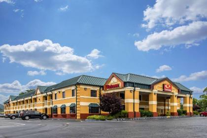 Econo Lodge Berea - image 4