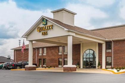 Quality Inn - image 9