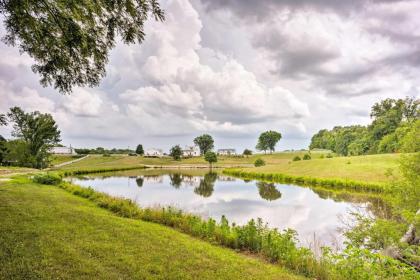 Sunrise Suite on Farm with Pool 9 Mi to Hermann! - image 6