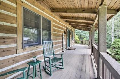 Creekside Berkeley Springs Cabin on 35 Acres! - image 2