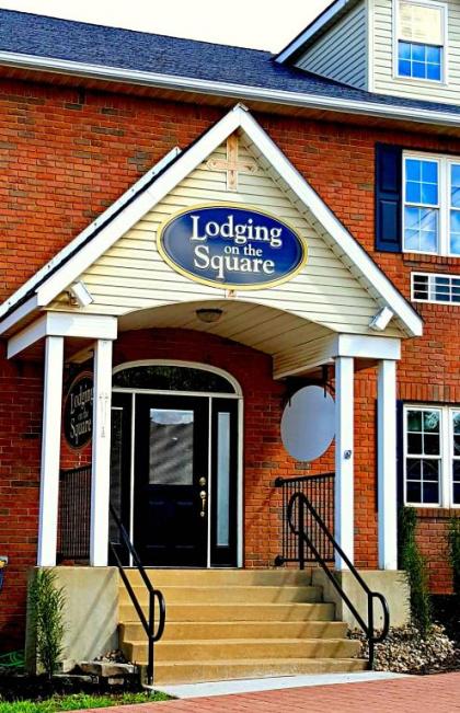 Lodging on the Square - image 10