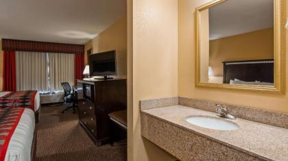 Best Western Plus Bessemer - image 10