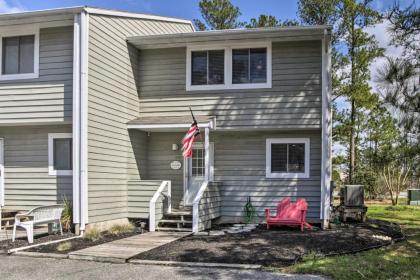 Stylish Townhome about 1 Mi to Beach and Boardwalk! - image 3