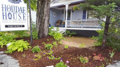 Holidae House Bed  Breakfast Maine