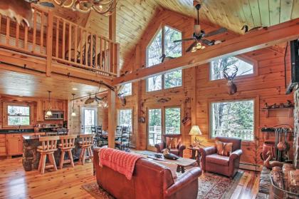Newly Built Bethel Log Cabin with Deck Near Skiing Maine