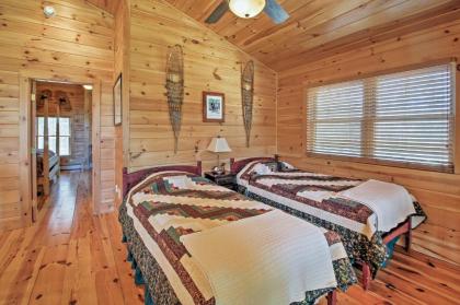 Newly Built Bethel Log Cabin with Deck Near Skiing! - image 9