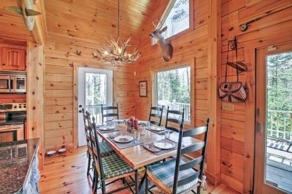 Newly Built Bethel Log Cabin with Deck Near Skiing! - image 4