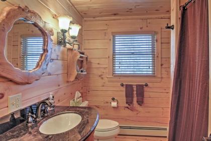 Newly Built Bethel Log Cabin with Deck Near Skiing! - image 6