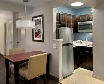 Residence Inn Bethesda Downtown - image 2