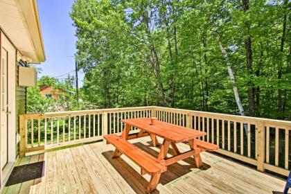 Renovated Home with Direct Access to Snowmobile Trail - image 15