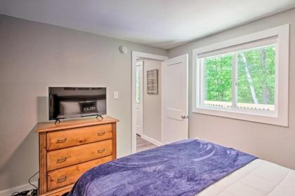 Renovated Home with Direct Access to Snowmobile Trail - image 8